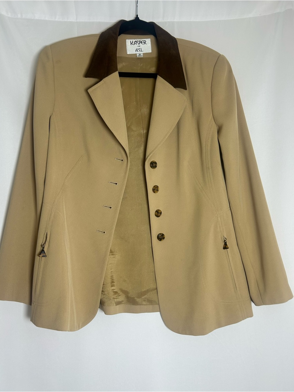 Vintage Kasper Women's Tan Blazer with Brown Collar